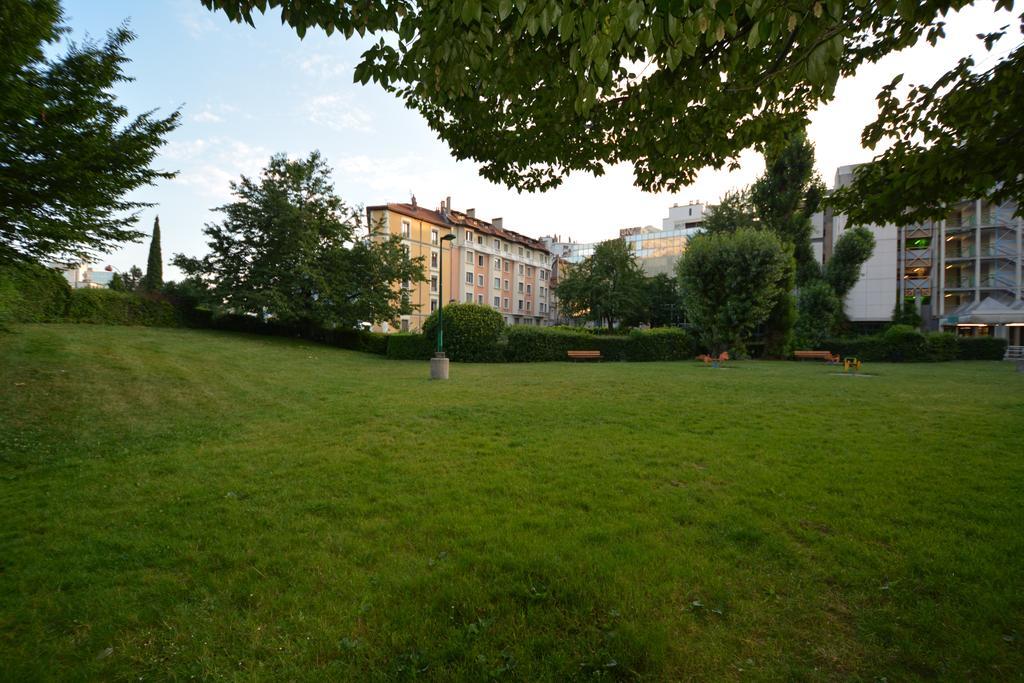 Hotel Lux Гренобль Екстер'єр фото